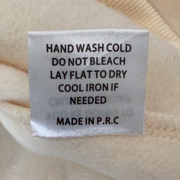 YELLOW The Label “YLLW” Sweatshirt
Oversized Small - Picture 6 of 8